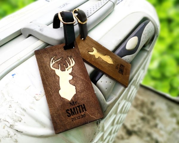 Personalized Buck Doe wooden luggage tag
