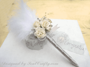 Cream rose feather pen