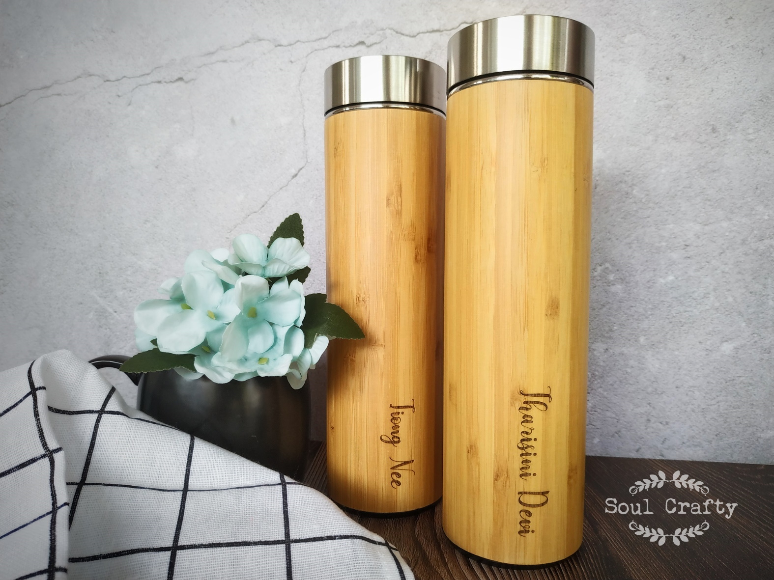 https://www.soulcrafty.com/wp-content/uploads/2021/03/bamboo_flask_engraved_cement.jpg